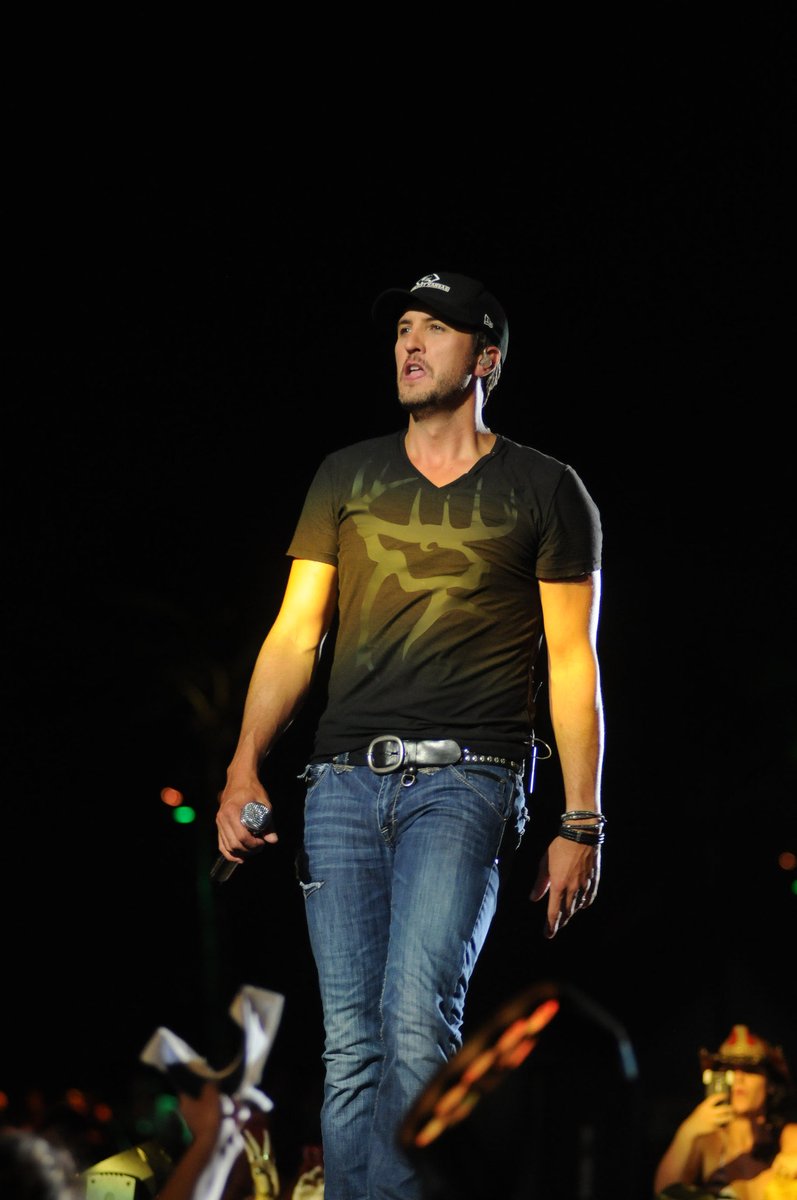 #lukebryan