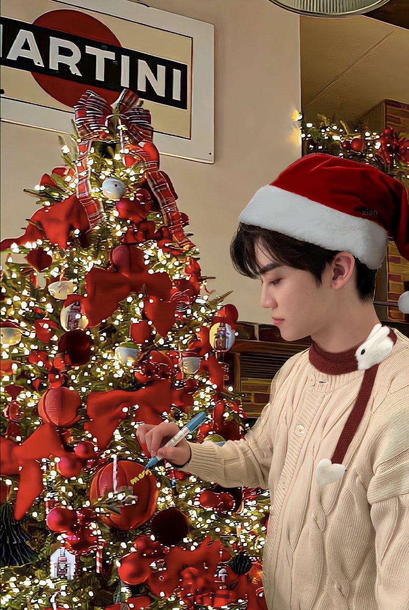 ⭐️
    ❄      🎄
             🎄 🎄 ✨
           🎄     🎄
         🎄  🎀  🎄    ❄
      🤍   재민이  🤍
✨🎄                 🎄
   🎄 🎁  🐰 🎁  🎄 ✨
 🎄     💖🐱💖      🎄
🎄🎄🎄🎄🎄 🎄 🎄