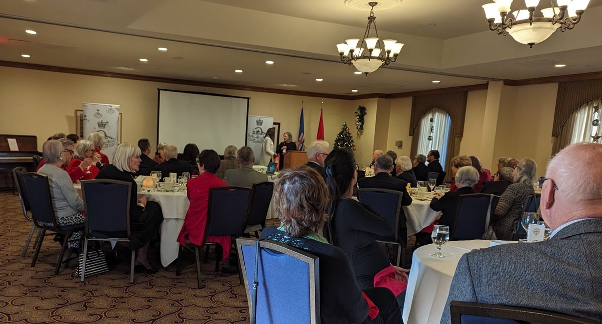 A very kind thank you to the @CBCCalgary's / @CBCEyeopener's Elizabeth Carson for joining us for an exceptional luncheon at the @ranchmens1891! #cdnclub #cdnclubyyc #yyc #yyceats