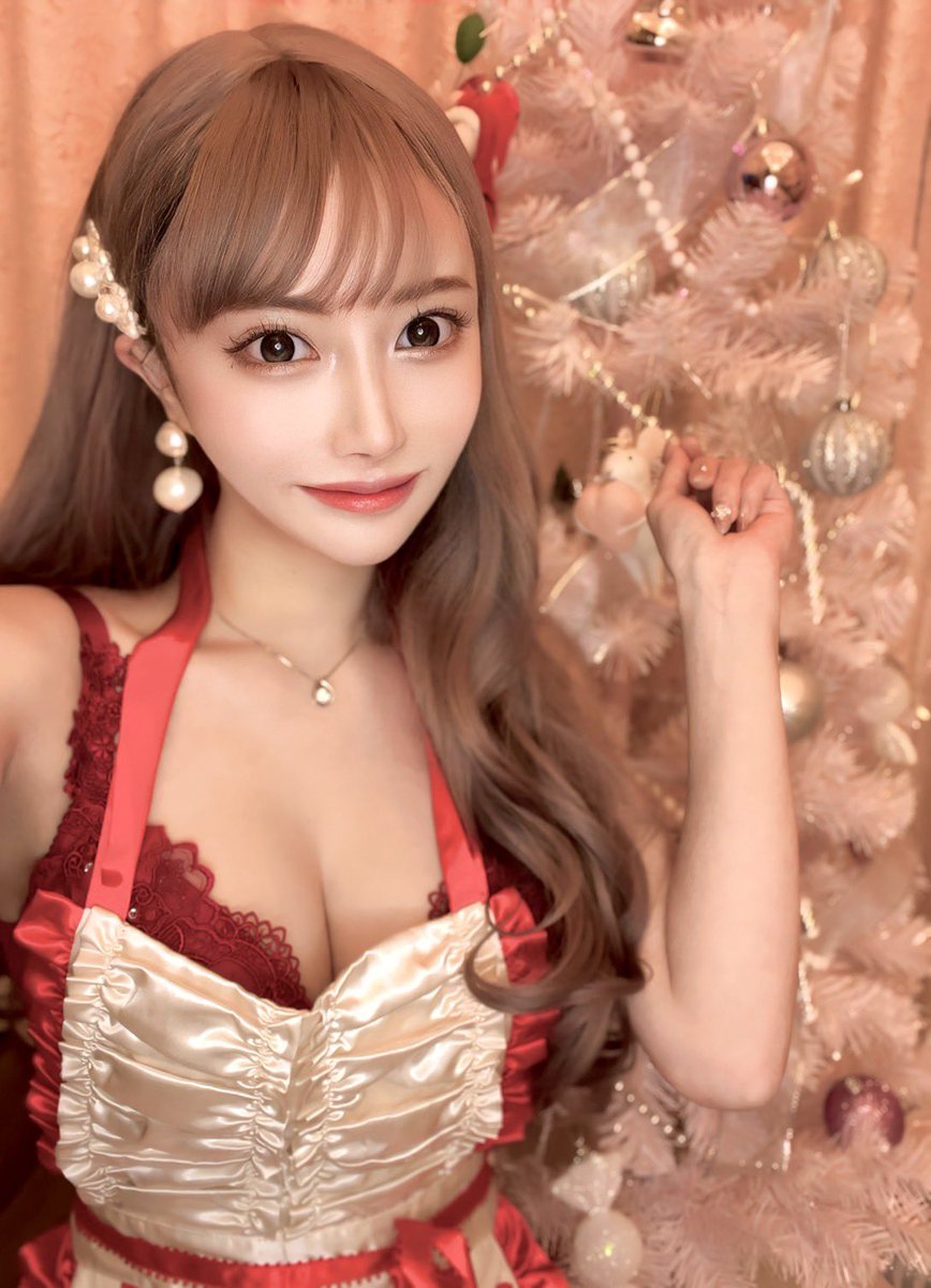 メリークリスマスイブ🎅🏻🎄🤍

今日は大阪でイベント🫶

買取りまっくすなんば店と
日本橋店でお待ちしてます～❣️

去年のわたしはクリスマスに1人で
いそいそ撮影会してました✌️💓笑 https://t.co/VrP3I96yPp
