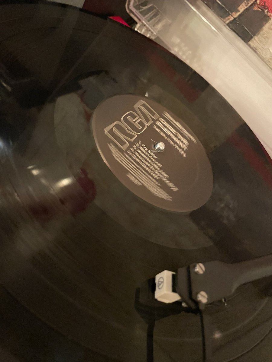 Manuel_Cano's tweet photo. #NowSpinning https://t.co/MLo6zdpP2p