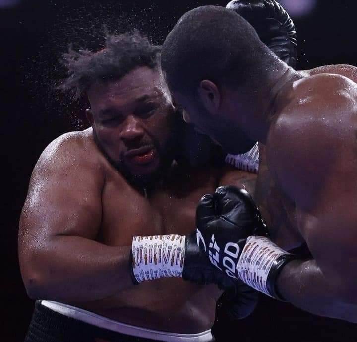 Fightgistmedia's tweet photo. Daniel Dubois STOPS Jarrell Miller in round 10 the final round on the undercard of #JoshuaWallin #WilderParker in Riyadh,  Saudi Arabia. 

.
#DubiosMiller #DanielDubios #Miller #Wilder #Deotaywilder #anthonyjoshua https://t.co/QExlc632fz