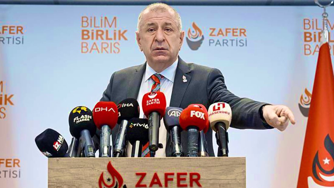 🗣️Zafer Partisi Lideri Ümit Özdağ:

“HDP milletvekilleri, Türkiye'nin düşmanlarıdır. Bunlar, Türkiye'nin şerefsiz düşmanlarıdır.”