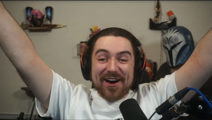 dblpeek's tweet photo. 🎅🎅🎅🎅🎅🎅🎅🎅🎅🎅🎅🎅🎅🎅🎅

Look at this man.
Look at his happy little face.
This was the moment, captured live.
Mitch 'MitchMan' Mcbride, finally answered a quiz question correctly.

The Double Peek Scuffedmas Quiz is coming very soon!

🎅🎅🎅🎅🎅🎅🎅🎅🎅🎅🎅🎅🎅🎅🎅 https://t.co/ohkEtKFbJJ