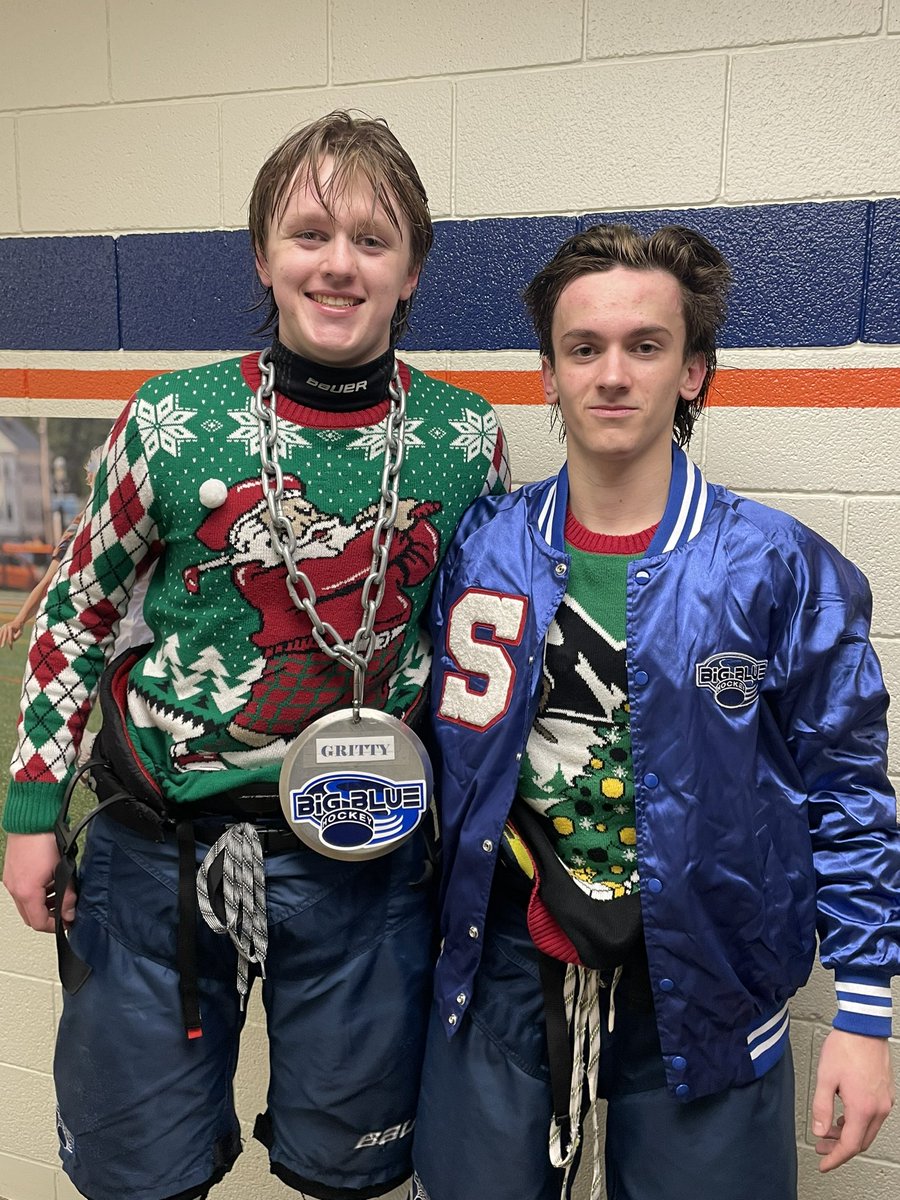 bigbluehockey_'s tweet photo. Big Blue 5-1 win over Everett/Revere, Faia 🚨🚨🍏🍏earns the Jacket, Hitchcock 🚨🍏gets the Gritty Chain, Roddy 🚨🍏Balchenkoff 🚨,Bartram 🍏🍏Frary&amp;Tolosa each🍏D.Pappalardo 26 saves @MassNZ @MHLbbiglive @MassHSHockey @SportsBigBlue https://t.co/SfIvE9wSV1