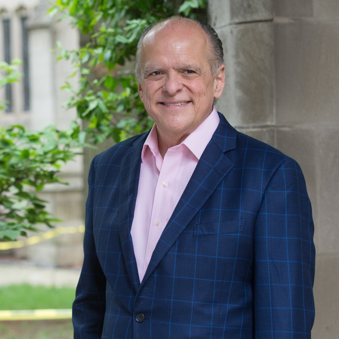 𝐎𝐮𝐫 𝐓𝐨𝐩 𝐒𝐭𝐨𝐫𝐢𝐞𝐬 𝐨𝐟 𝟐𝟎𝟐𝟑 ⭐️

Gies Business Professor William Ocasio was chosen as the 2023 OMT Distinguished Scholar by the Academy of Management’s Organization and Management Division.

More: giesbusiness.illinois.edu/news/2023/05/2…