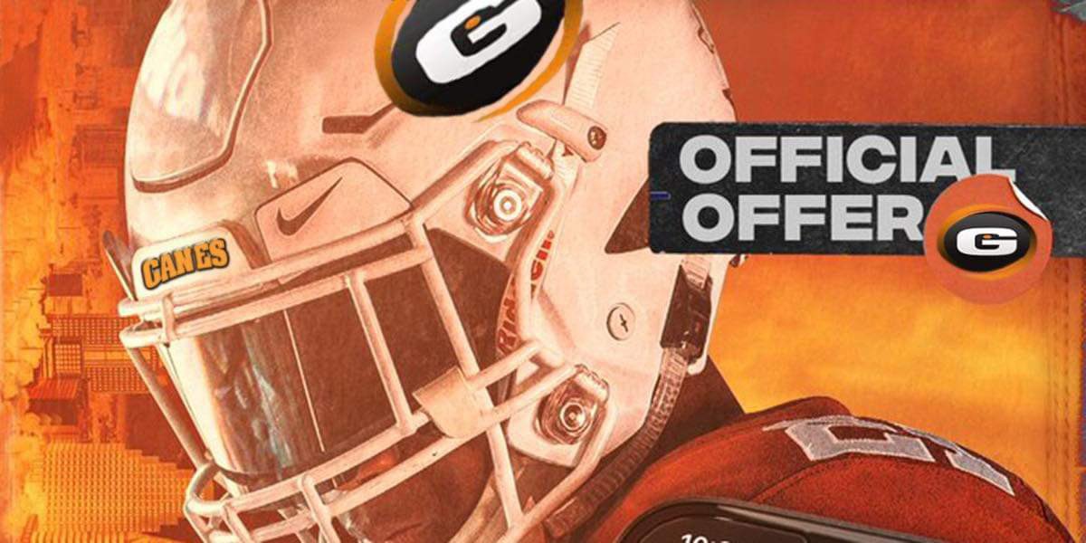 kcamp179's tweet photo. After a great conversation with @CoachDJM84 I am truly blessed to have received my 1st offer from Gattaca Florida Prep! @coachBearE,@BiggBearrecruit, @coachluna_CG,@soto_rt,@gridironarizona,@CguhsFootball https://t.co/FGx917qOvm