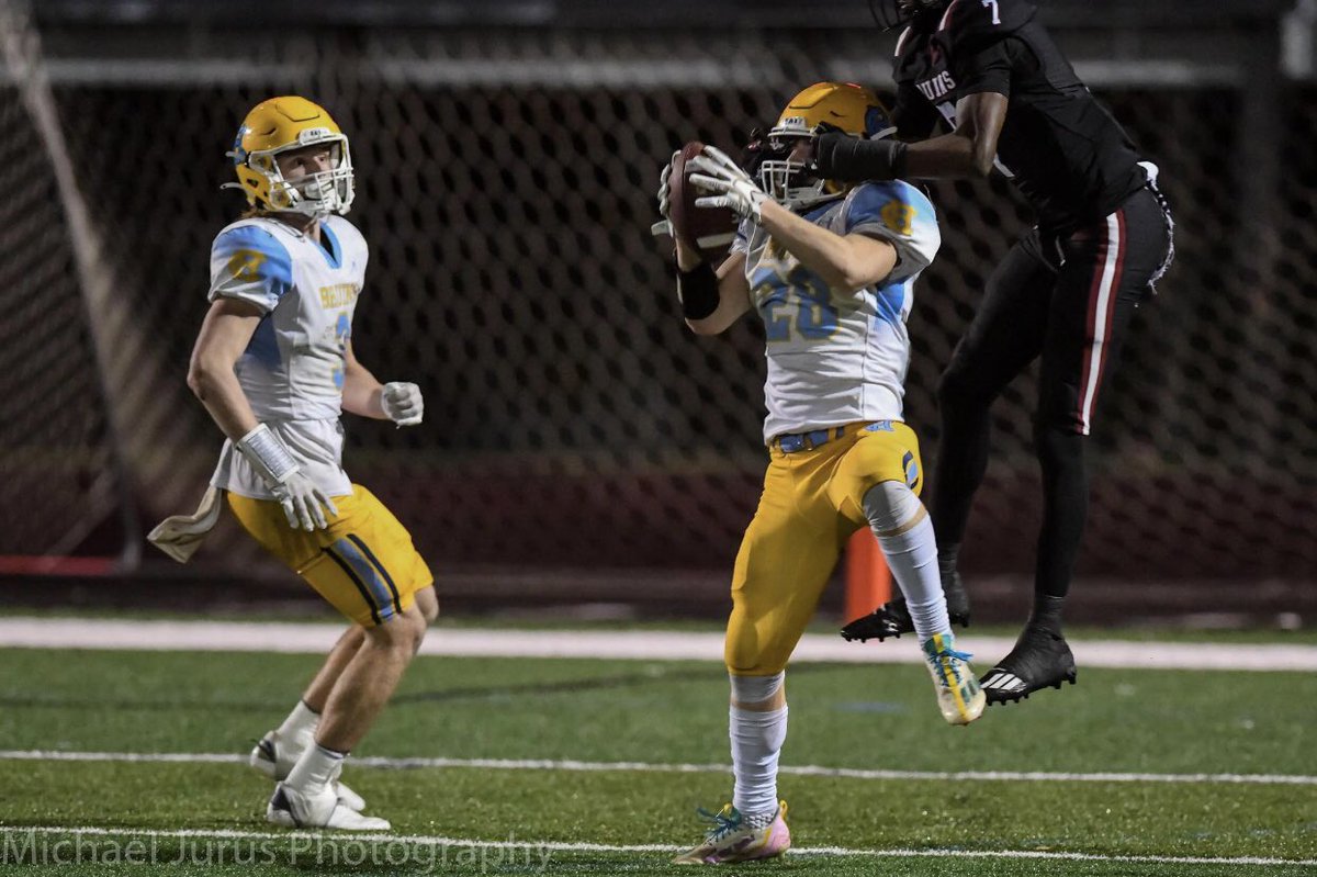 CHBruinFootball's tweet photo. Congratulations to Walker Meredith for being named 2nd Team All Area DB https://t.co/dbB3SgP4bg