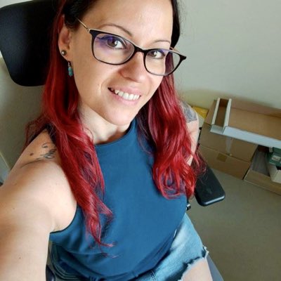 HelenaKingsber1's tweet photo. #NouvellePhotoDeProfil https://t.co/lmPDChd5fT
