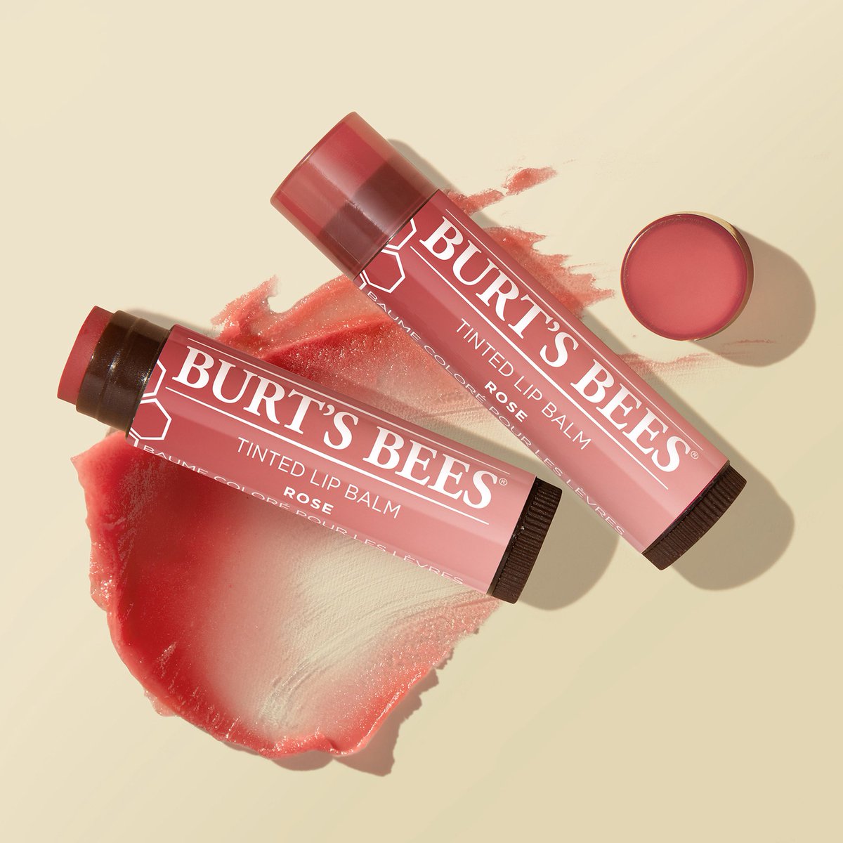 BurtsBees's tweet photo. This year’s holiday favorite: rose everything. 🌹Just one swipe of our Rose Tinted Lip Balm gives you natural-looking color and moisture lasting up to 8 hours.
#tintedlipbalm #lipbalm #softlips #liproutine #lipcolor #burtsbees https://t.co/iLifBSYrOo