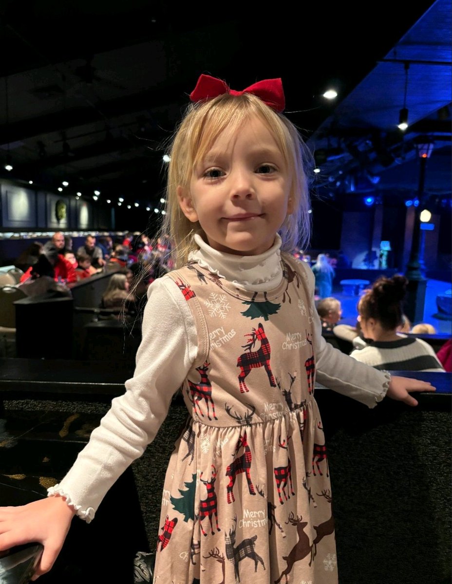 Finding my work-life balance. 
I work over 70 hours a week, manage a business and have a beautiful daughter. 
What's your excuse? Never give up.