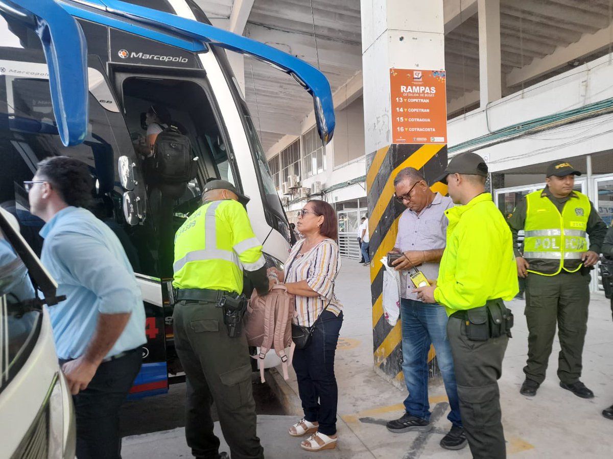 Terminal de Santa Marta tweet media