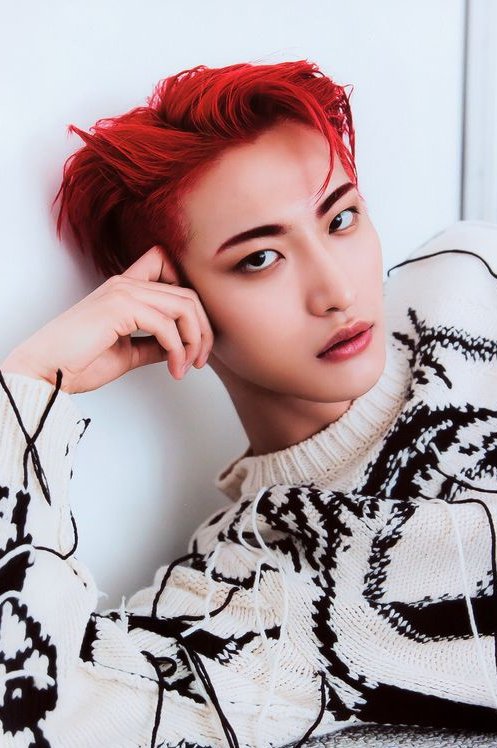 itslulululu's tweet image. Seongjoong Au   

Onde Hongjoong é filho de um pirata e de uma sereia, de quem ele herdou a magia de encantar as pessoas com o seu canto.  Sempre ficou com todos que já desejou um dia, porém se viu perdido quando simplesmente sua magia não funcionou ao tentar encantar o Seonghwa.