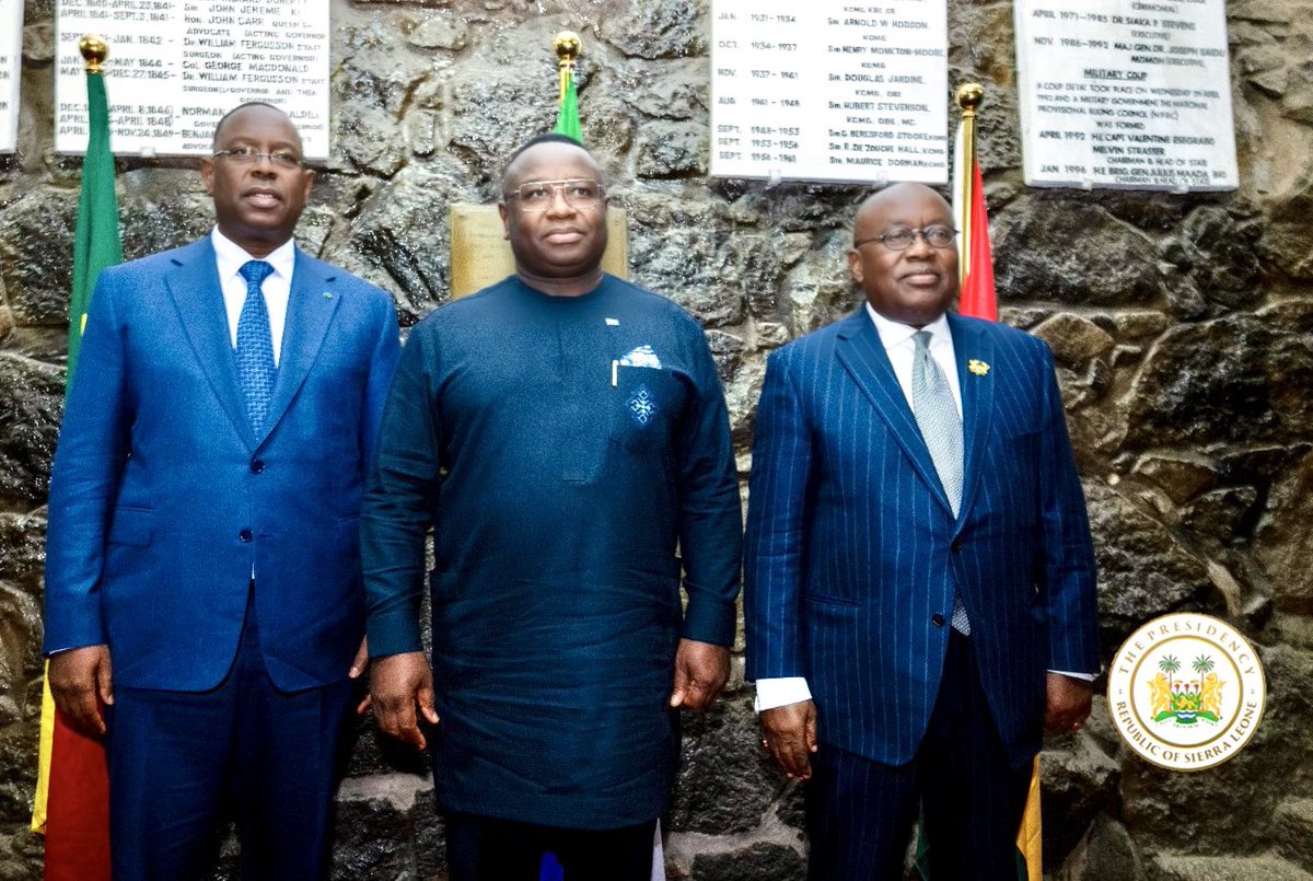 Presidency_SL's tweet photo. As part of efforts to sustain the ECOWAS-led efforts to safeguard and deepen democracy in #SierraLeone, His Excellency @PresidentBio received the Presidents of #Ghana and #Senegal, His Excellencies @NAkufoAddo and @Macky_Sall respectively at the State House in #Freetown. 

Both leaders, alongside the President of the @ecowas_cedeao Commission, Dr Omar Alieu Touray were in Sierra Leone to continue the ongoing conversations on strategies to defend the sub-region against Unconstituitional Changes of Government. 

Key on the agenda were discussions of the November 26th failed coup attempt and the ongoing investigations. 

Also, the Heads of State advanced discussion on the #ECOWAS Security Mission to Sierra Leone and the role of President Bio as ECOWAS Envoy on the political situation in #Niger. 

#PresidencySL🇸🇱