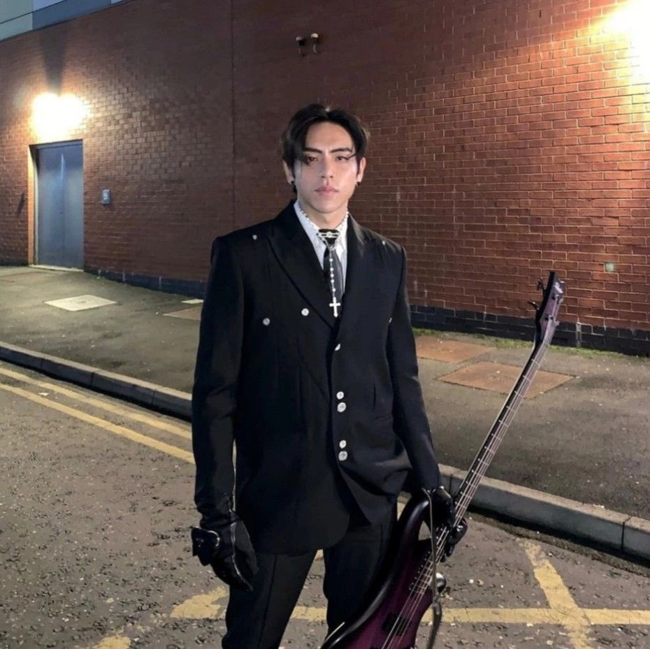 Chefmiito's tweet photo. technically not kpop but🤭🤭 https://t.co/7EXsY6UgNm