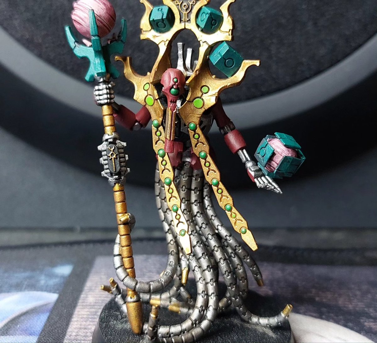Osjiwarrior's tweet photo. Chronomancer all done and ready to lead the Flayed Ones!
#wip #miniatures #miniaturepainting #40knecrons #40knecron #warhammer40k #40k #paintingwarhammer #painting #warhammercommunity #cryptech #chronomancer https://t.co/SbaRGCBgkx