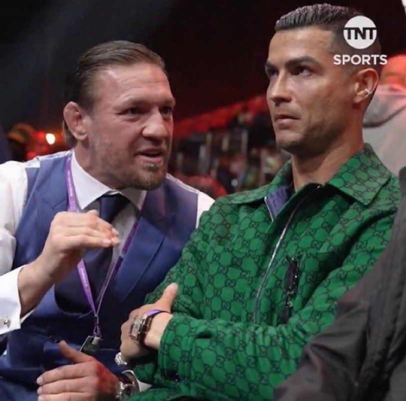 There’s levels to this celebrity game. Ronaldo is a fanboy for Khabib while ignoring Conor completely.