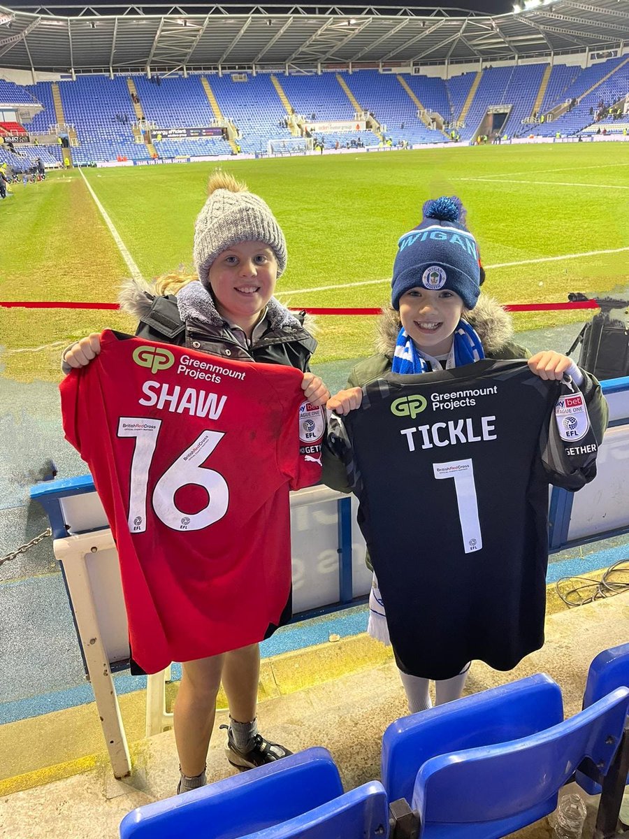 swalwell's tweet photo. @SamTickle3 @LiamShawww  Despite the score today, it was an amazing result for the girls! Thanks to both of you - it was the best Xmas present for them both!  @Wigan_Official @WiganAthSC https://t.co/Bhpan4rBbJ