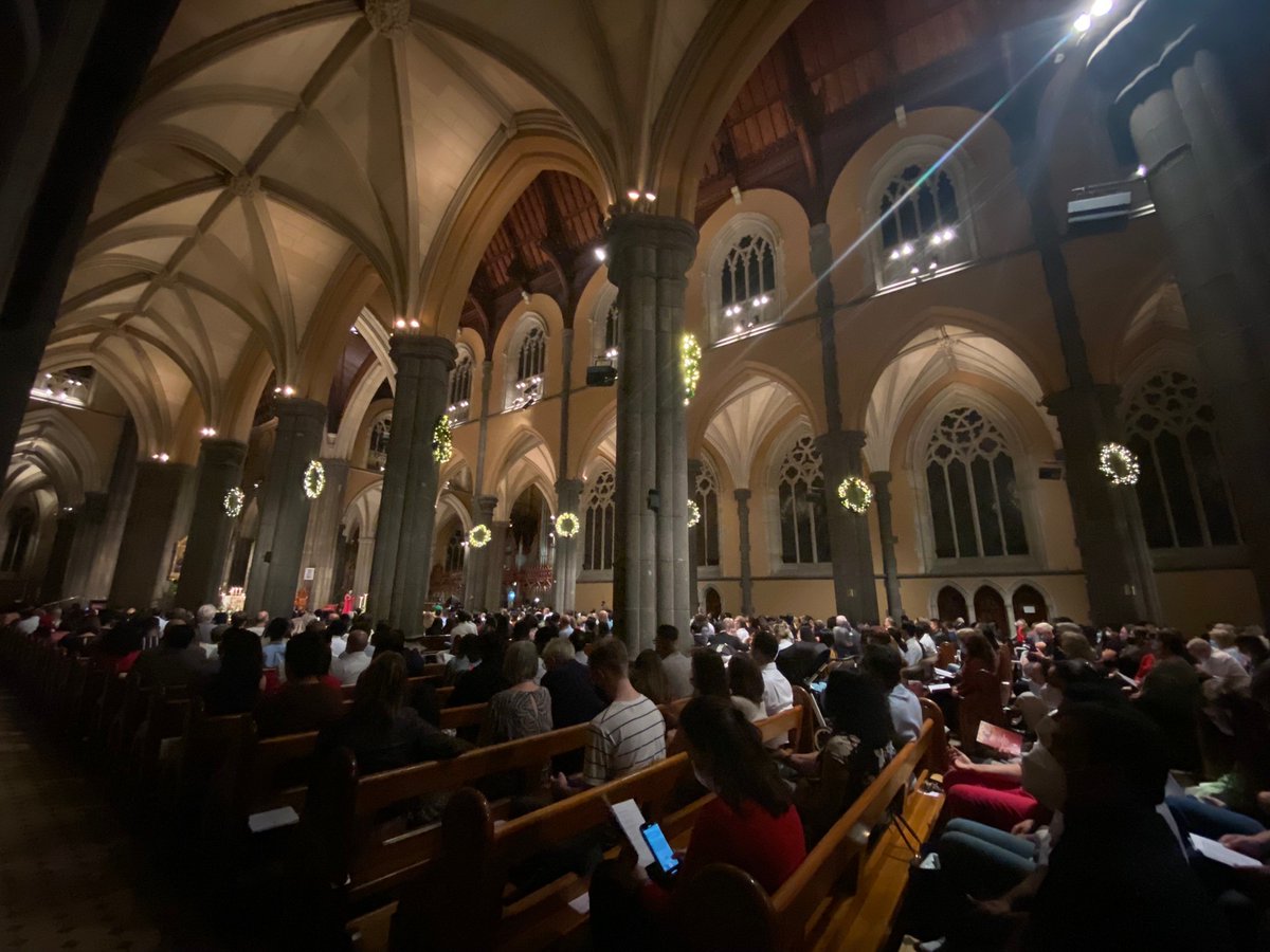 C31Melbourne's tweet photo. Tune in to #C31Melbourne today at 11am, tonight at 11:30pm and tomorrow from 11am for our special live Christmas broadcasts from St. Patrick’s Cathedral via @catholicmelb https://t.co/n97vwPvoZx