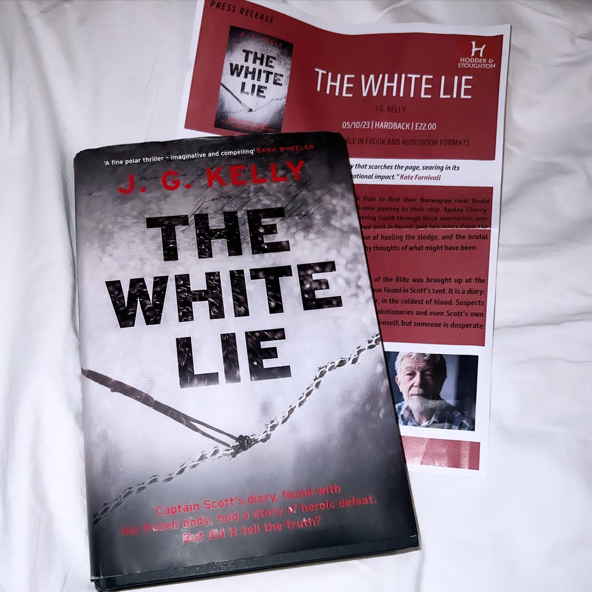 73/2023 The White Lie by @thewaterclock. After being beat to the South Pole by by Roald Amundsen, Captain Scott and his crew take the 850 mile walk back to their ship. A story full of adventure, espionage and intrigue. thanks to Thanks to @emily_egg and @HodderBook for my copy