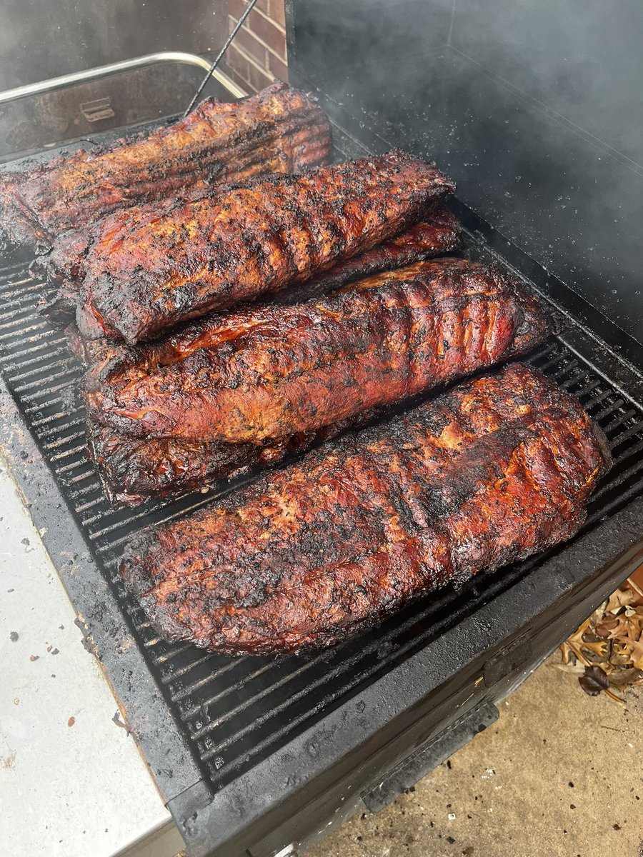 SpanierTom's tweet photo. Merry Christmas @hastybakegrills @LincolnRiley https://t.co/SnBrOpwe5G