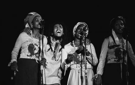 Happy birthday nuff Jamaican Queen Judy Mowatt, the eternal I-threes with @nanaritamarley @RealMarciaG from @bobmarley and  @TheWailers Reggae Group! 🆙🙏🏻🇧🇷✊🏾🇯🇲🎂🎶 #weareallwarriors #judymowatt #porqueoreggaenaopara