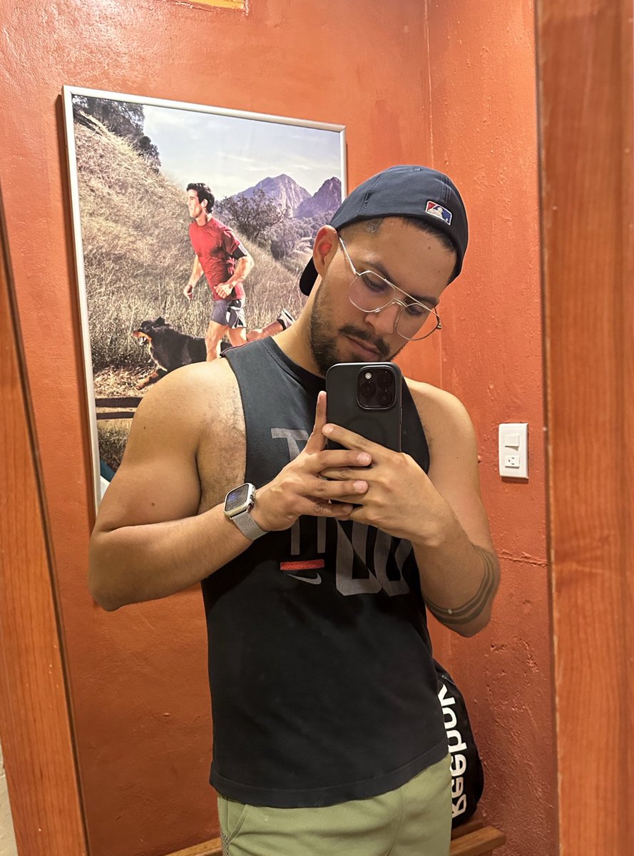 MrWolftor's tweet photo. Hubo entrenación pre flojera. https://t.co/5AGC2KpN4e