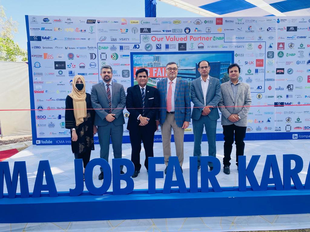 niclpak's tweet photo. NICL participated in the ICMA Job Fair 2023 held in Karachi on 23rd of December, 2023 as a valued partner. The CEO NICL Mr. Khalid Hamid inaugurated the event and was presented with a Commemorative Shield as a token of appreciation. https://t.co/jXuArb5EFU