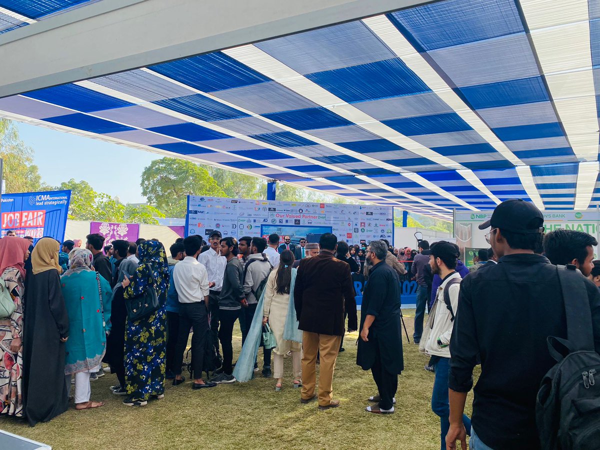 niclpak's tweet photo. NICL participated in the ICMA Job Fair 2023 held in Karachi on 23rd of December, 2023 as a valued partner. The CEO NICL Mr. Khalid Hamid inaugurated the event and was presented with a Commemorative Shield as a token of appreciation. https://t.co/jXuArb5EFU
