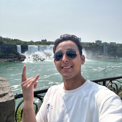 kale_levy's tweet photo. #NovaFotoDePerfil https://t.co/HYv5FWuD7V