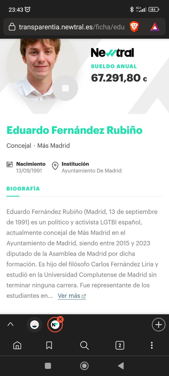 Hola <a href="/EduardoFRub/">Eduardo Rubiño</a> 
Tengo una duda.
En la pagina de Masmadrid dices que eres Graduado en Filosofia, pero en la página de Newtral dice que no terminaste la carrera.
¿Podrias aclararlo?
Gracias