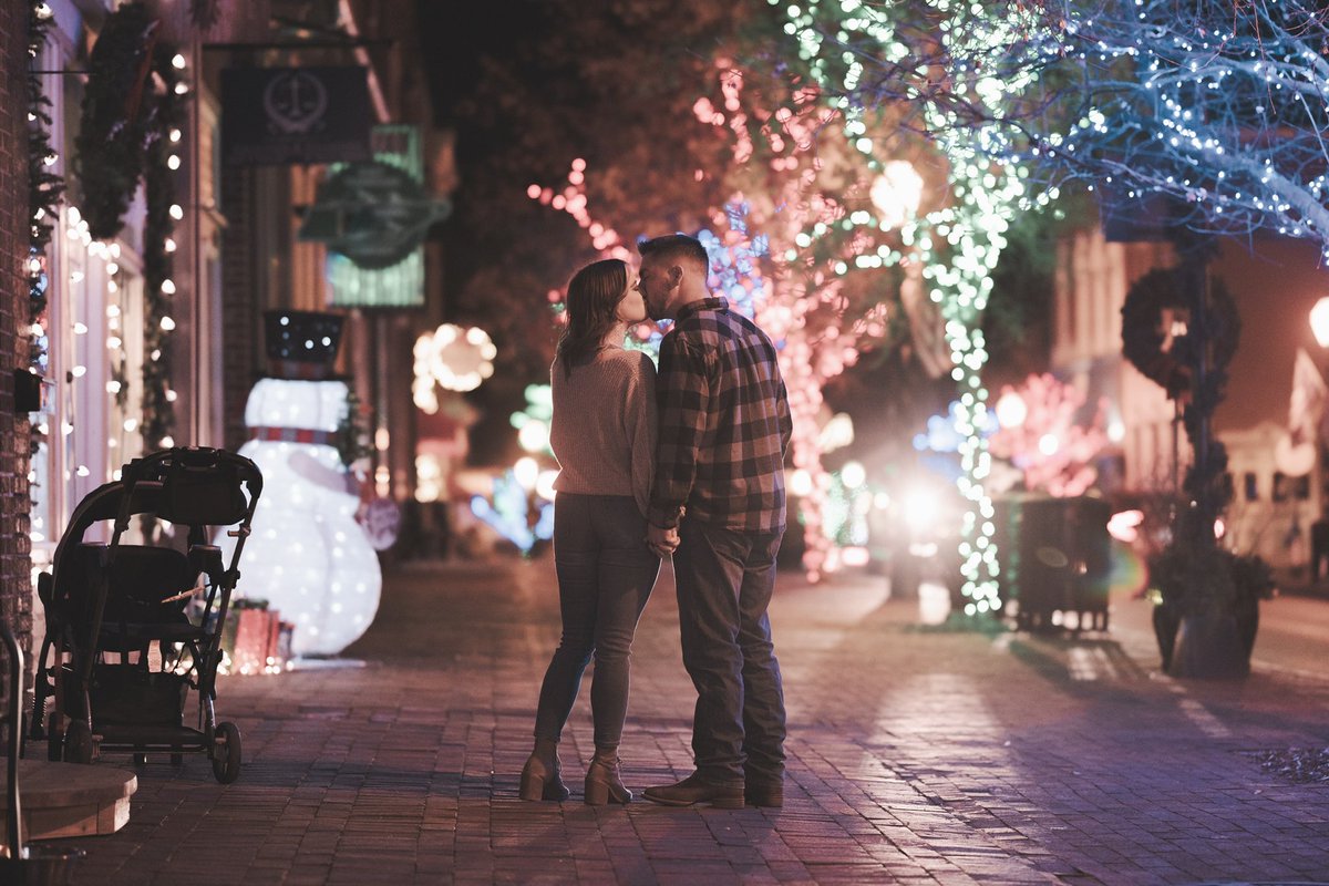 CallMeJeff86's tweet photo. Two sold out nights of mini sessions! 🤯

A lifetime of rad memories. 

Here are a few teasers. Thank you for making these sessions rule. https://t.co/s4JdPxYYmp