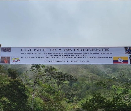 Impacto24_7's tweet image. 🇨🇴 #DENUNCIA: LAS FARC SE QUIEREN TOMAR LA CALERA | Con el cinismo propio de los grupos narcoterroristas del país, las Farc están enviando "saludos de Navidad" en La Calera: 

"En la vereda San Cayetano sobre la vía perimetral amaneció una pancarta alusiva a las FARC deseando una…