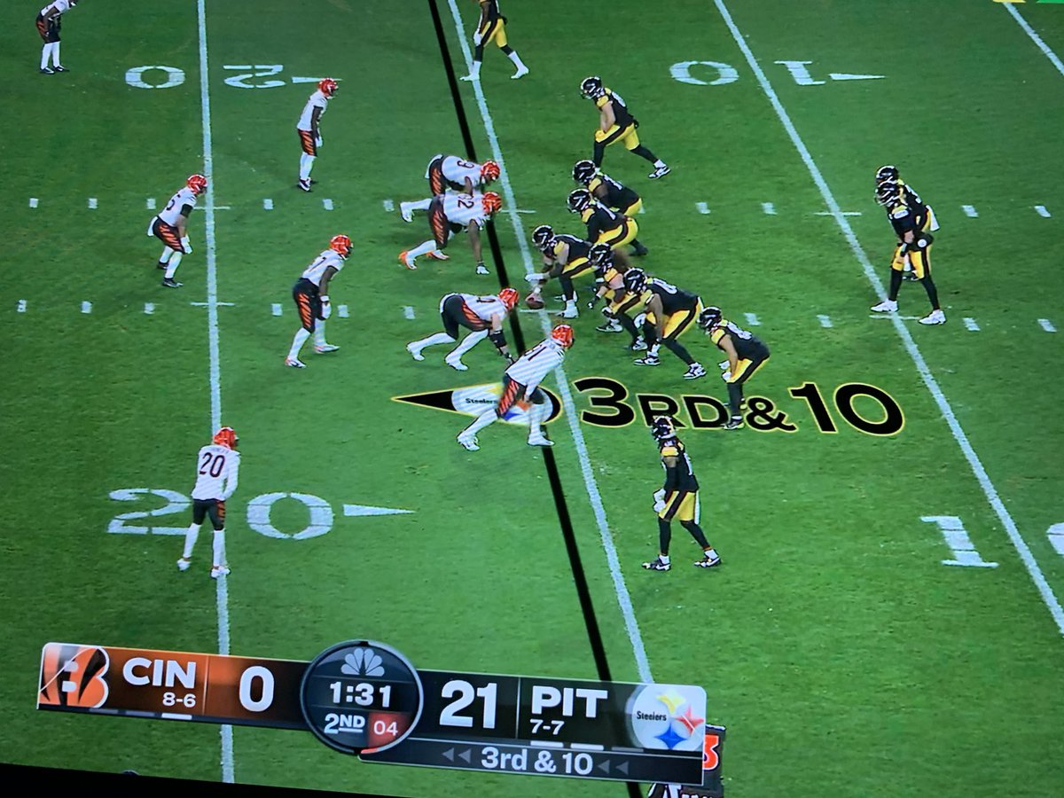 bradycackler's tweet photo. @Swanee54 What’s great is the NFL calls the rules consistently. https://t.co/Msv1vCxMlz