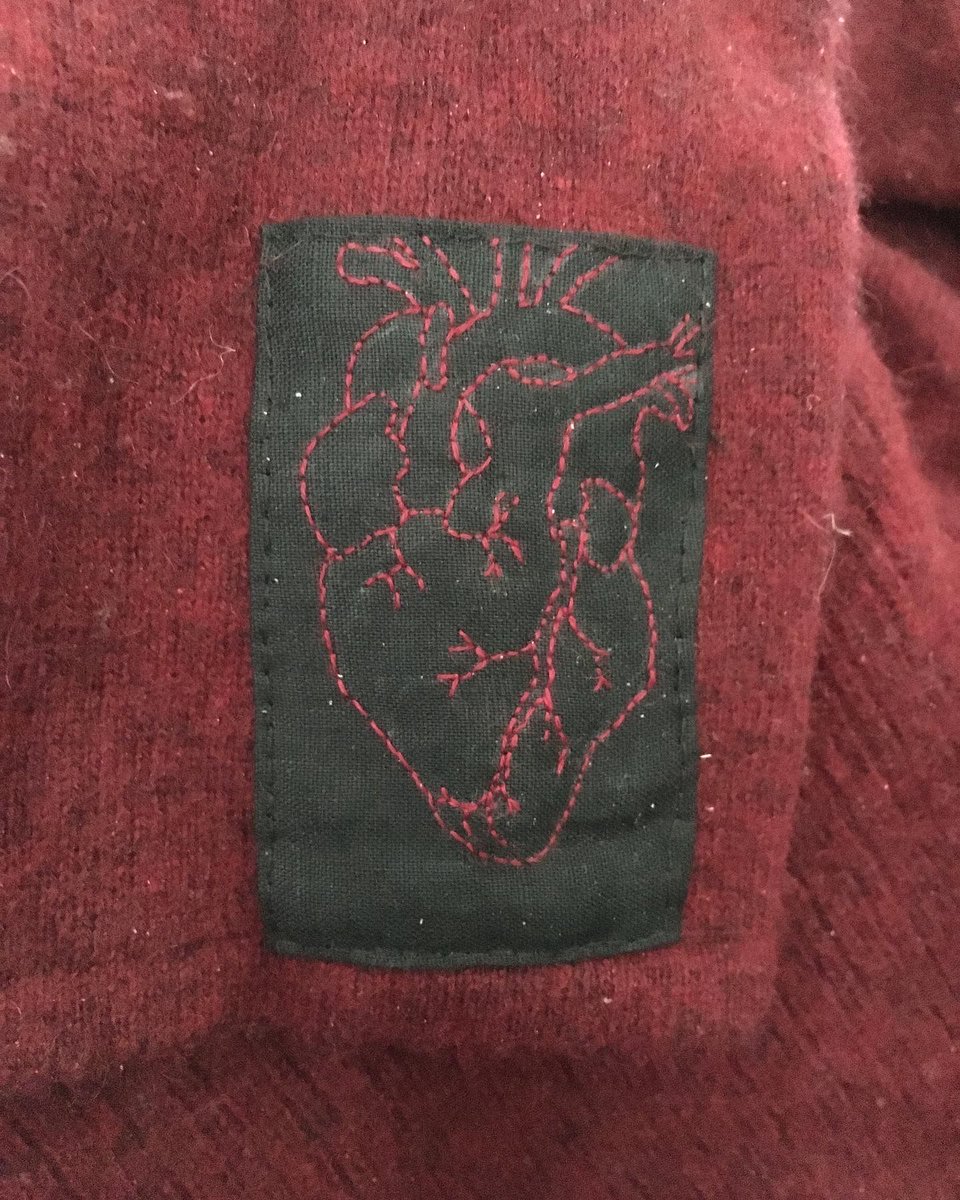 Day 23 #ArtAdventCalendar • My fascination with #anatomy #embroidery has drifted into my #VisibleMending hobby: heart on sleeve (2022) 

I wrote about my visible mending on my blog a while back: buff.ly/4amN9jO