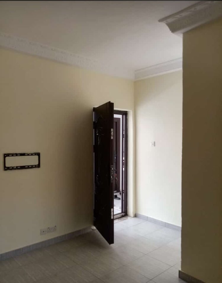 RENTMANN_'s tweet photo. FOR RENT
Type : Single Self
Location: BlockFactory
Price:550gh/month
Ref: AGB
Advance(years): 1
Call or Whatsapp : 0240994061
#renthouse
#rentproperty
#rentit
#viral
#accrarentals
#apartmentsinaccra https://t.co/0gxtB2zIER