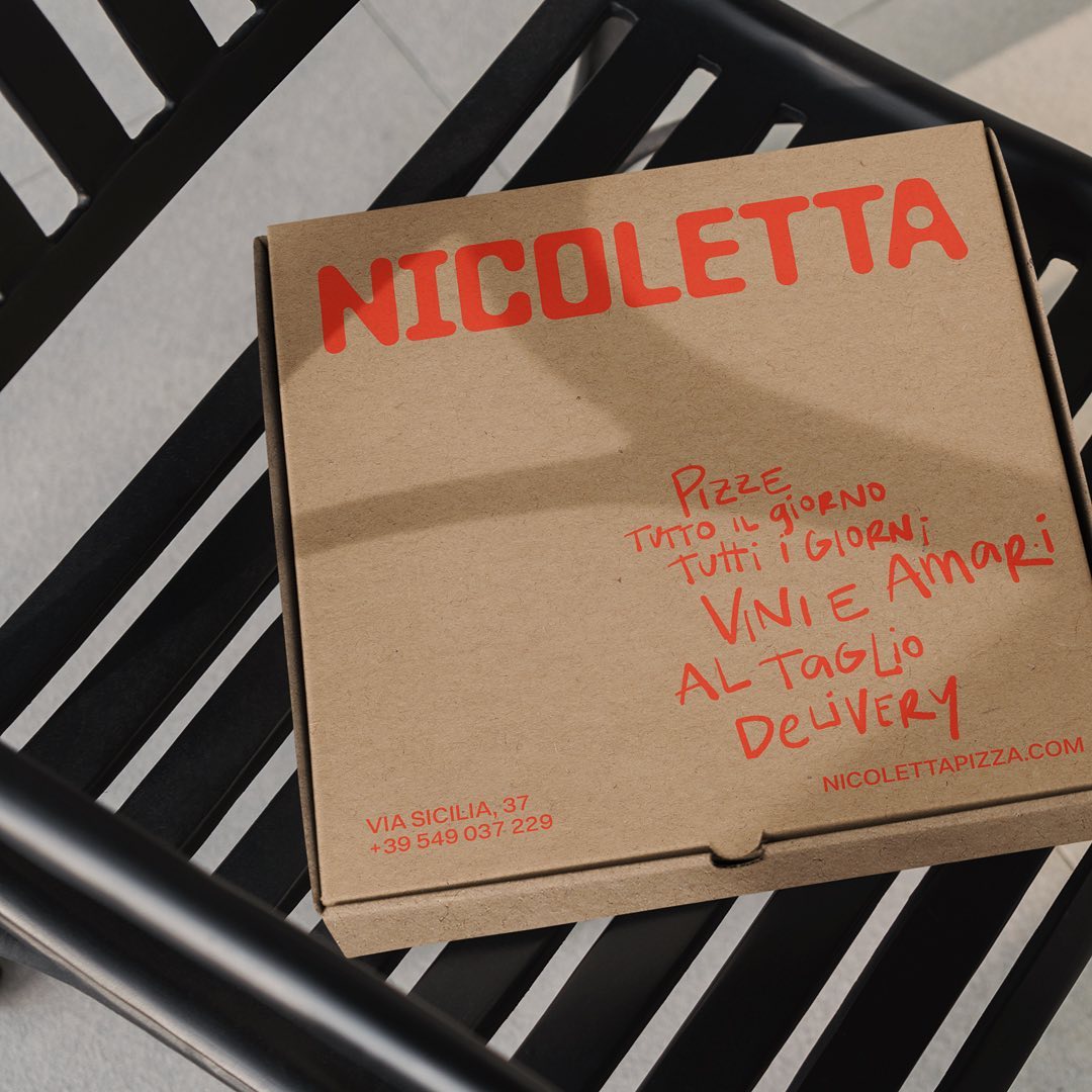 logos_ai's tweet photo. @laezzastudio
Nicoletta | Visual ID 🍕🍷
.
.
.
#laezzastudio #diseñografico #branding #graphicdesign #visualidentity #inspofinds #packagingdesign #logotype #pizzalogotypw #pizzabar #pizzabranding #lifestylebrand # https://t.co/LelLo1tbio