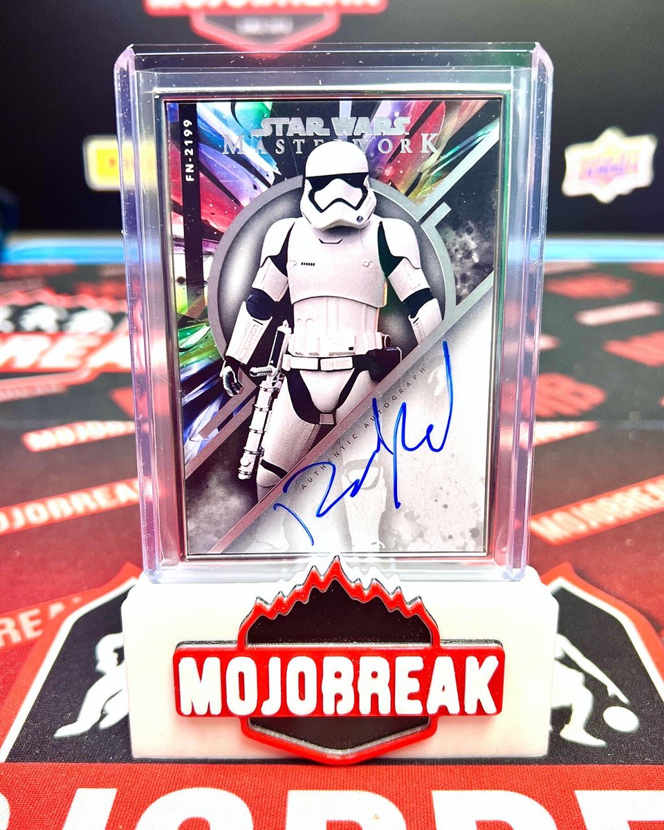 mojobreak_com's tweet image. You know we love our Star Wars! Check out these BEAUTIES pulled out of 2023 Star Wars Masterwork! Autos, Sketch Cards, and MORE! So Dope! If you like these products like we do, hit the link in the bio and may the force be with you!

#mojobreak #starwars #masterwork #hits #boom