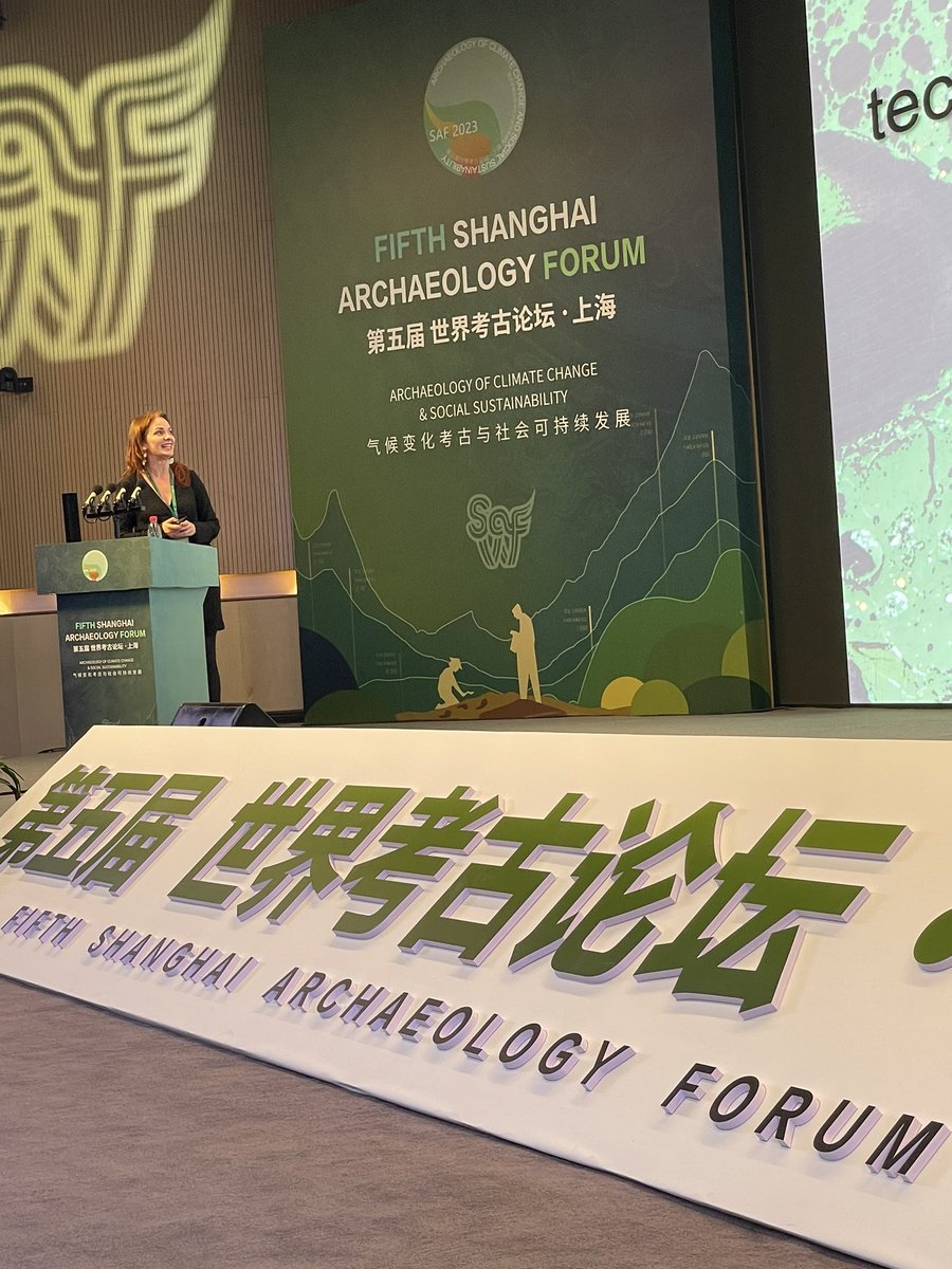 Only a week ago I enjoyed delivering a World Archaeology Keynote Lecture on the biggest stage there is for archaeologists, at the 5th #ShanghaiArchaeologyForum 🤩

The ear to ear smile speaks of how joyful the event was!