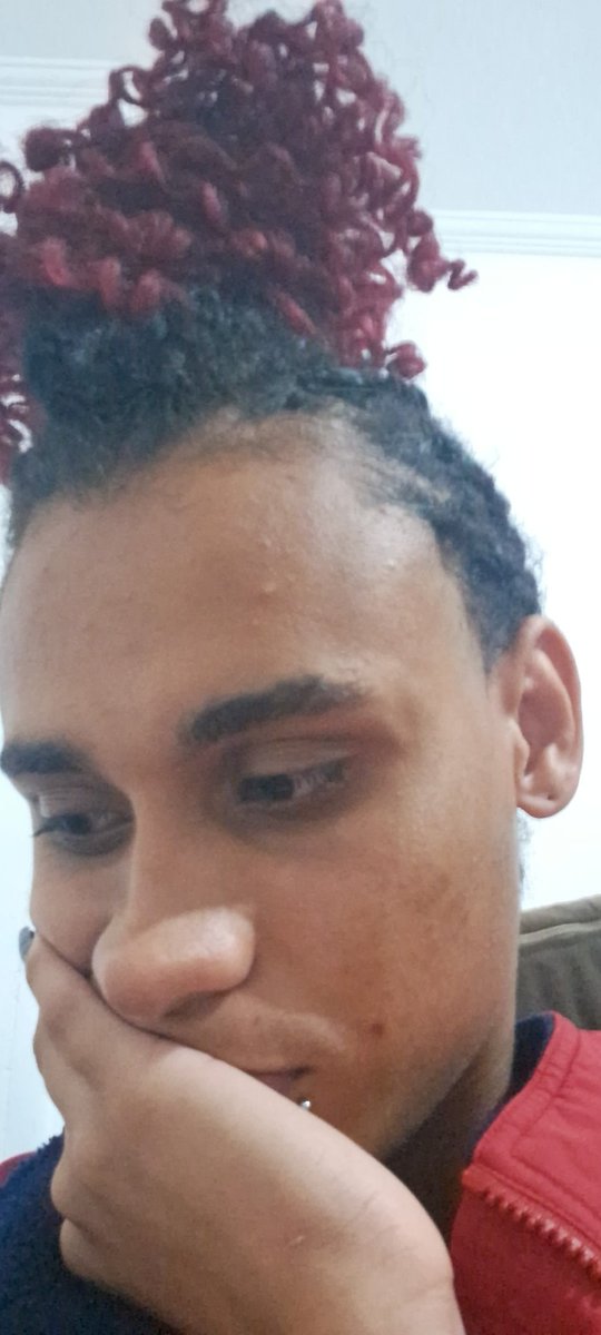 Tive q tirar meu cabelo pra botar na maquina de secar jskks