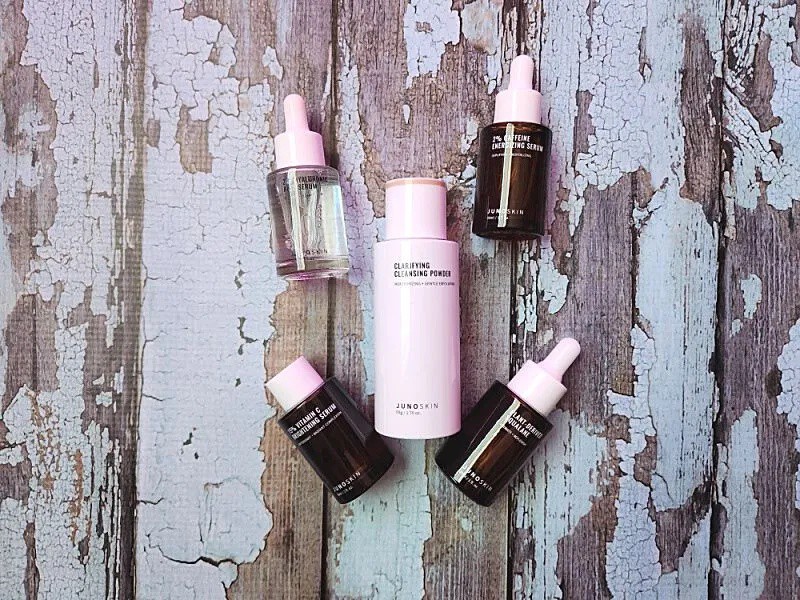 beautybritepr's tweet image. If you’re looking for a way to improve your complexion, these products are definitely worth consideration.

Read more 👉 lttr.ai/AL6HV

#JUNOCO #ToBeHuman #beauty #vitamincserum #caffeineenergizingserum #HyaluronicAcidSerum #PlantDerivedSqualane