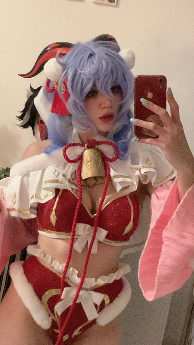 The costume is ready!

Amazing design by <a href="/princess_ailish/">ailish</a> ✨