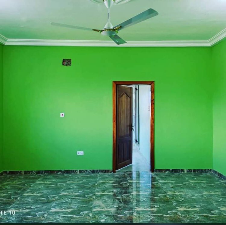 RENTMANN_'s tweet photo. FOR RENT
Type : Chamber and Hall Self Contain
Location:Ashbread (Old Barrier )- Before West hills
Mall
Price:900gh/month
Ref: AGB
Advance(years): 1
Call or Whatsapp : 0240994061
#renthouse
#rentproperty
#rentit
#viral
#accrarentals
#apartmentsinaccra
#Ghana https://t.co/c8tCKbASNO