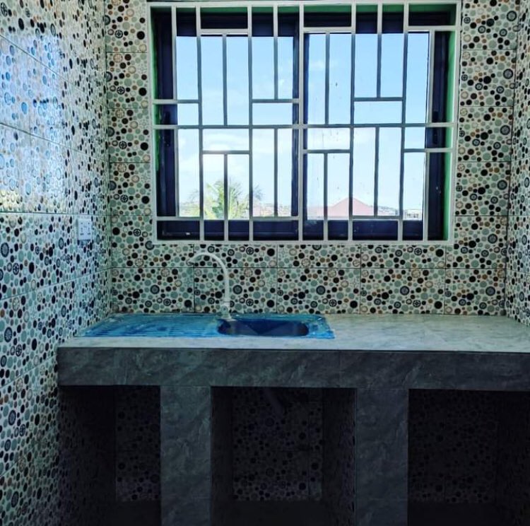 RENTMANN_'s tweet photo. FOR RENT
Type : Chamber and Hall Self Contain
Location:Ashbread (Old Barrier )- Before West hills
Mall
Price:900gh/month
Ref: AGB
Advance(years): 1
Call or Whatsapp : 0240994061
#renthouse
#rentproperty
#rentit
#viral
#accrarentals
#apartmentsinaccra
#Ghana https://t.co/c8tCKbASNO