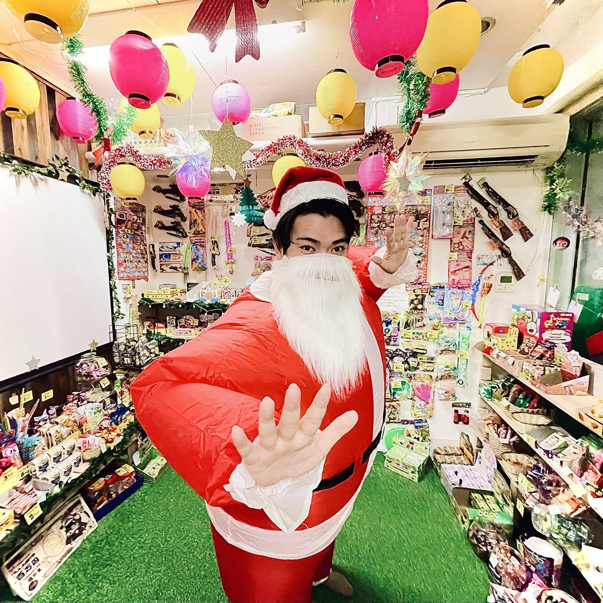 takechan_and's tweet photo. メリ〜 クリスマス🎄🎁 https://t.co/e3NEHQwihs
