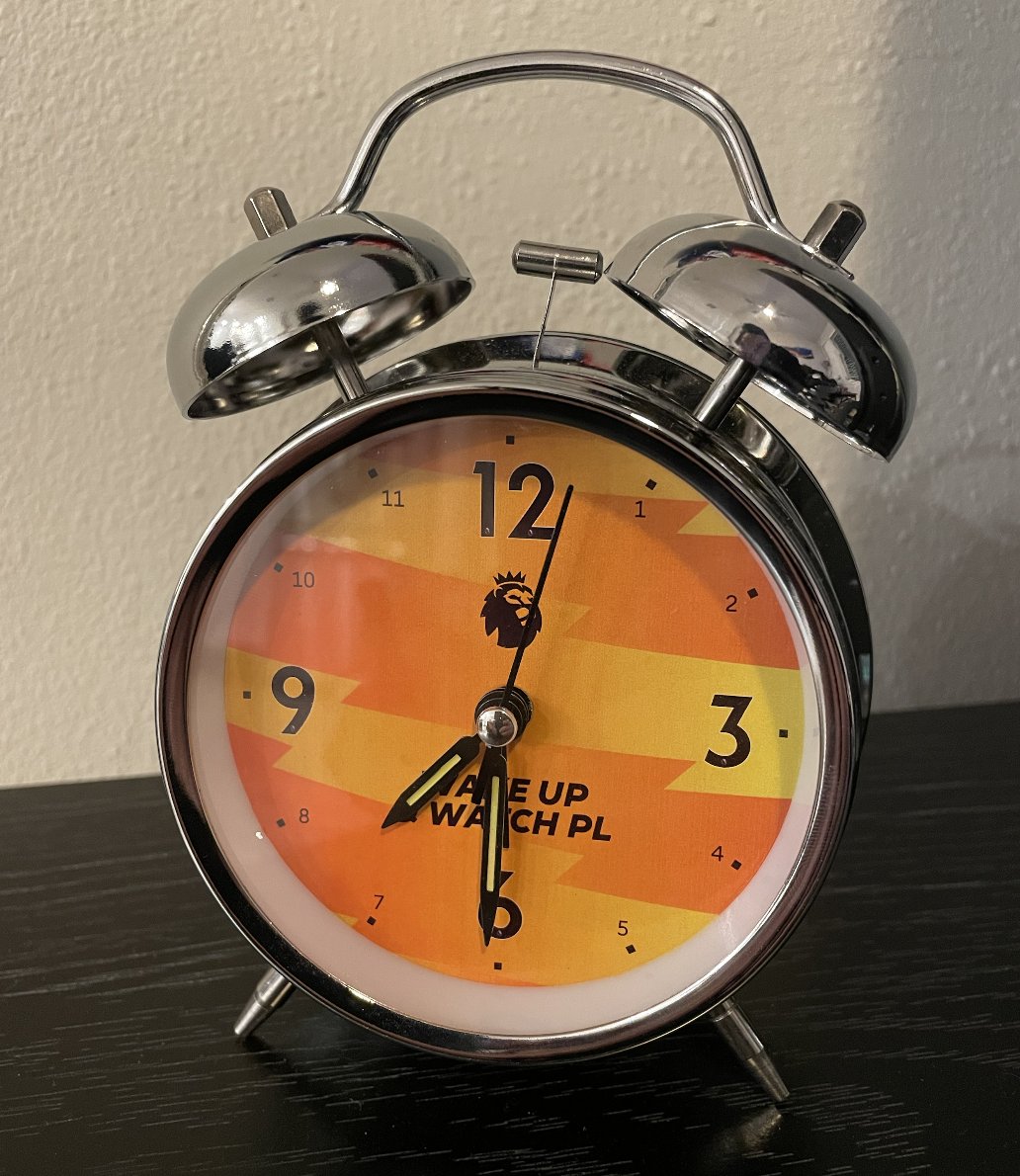 Don't get caught sleeping during #FestiveFixtures ⏰       

For a chance to win a PLinUSA alarm clock:   
❤️ Like this post   
🔁 Repost 
💬 Reply with your favorite match you woke up early for in 2023