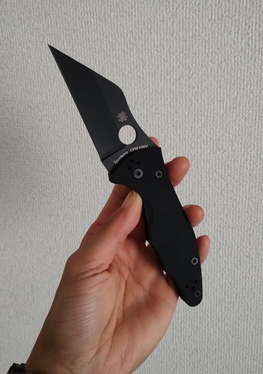krjnjn's tweet image. #spyderco
聖なる日に似つかわしくない物が到着。
Spyderco Yojimbo 2
思ったより小振りで使いやすそう(⁠・⁠∀⁠・⁠)
