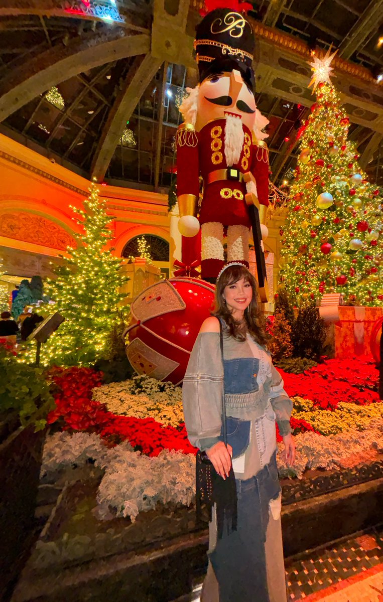 Anna Perez de Tagle-Kline tweet media