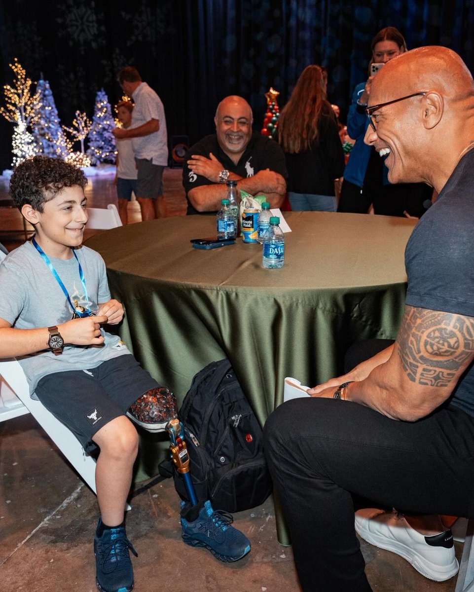 This is Kamran ‘Buddy’ Golesorkhi from @makeawish. He’s 9yrs old and he’s awesome. Buddy’s wish was to meet me. He was so proud - rightfully so - to show me his insanely cool new prosthetic leg🦿👏🏾👏🏾👊🏾 Wish I was as cool as Buddy but that’s what makes him special. Lots…