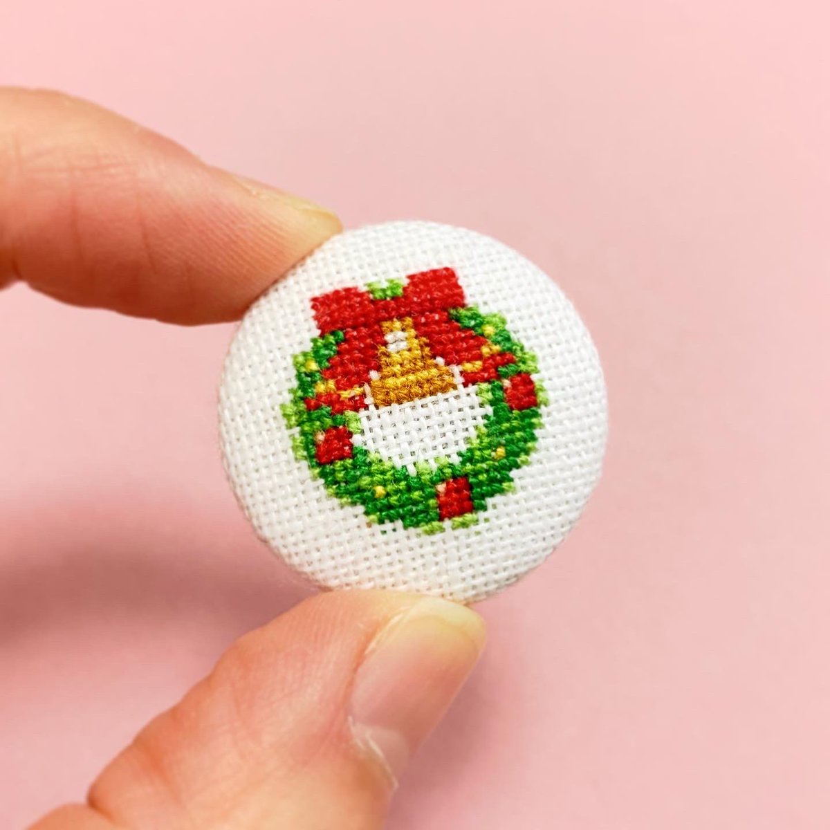 12月24日　クリスマスイブ

クリスマスリース🔔

#クリスマスイブ
#クロスステッチ